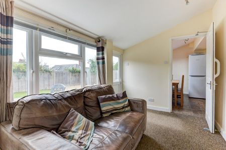 8 bedroom house to rent - Photo 2