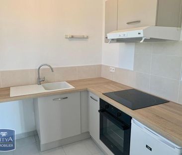 Location Appartement 1 pièce 29m² NIORT 79000 - Photo 4