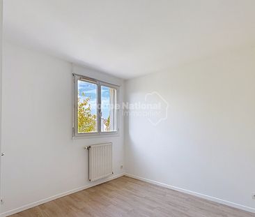 Location Maison 4 pièces 79m² NANTES 44300 - Photo 2