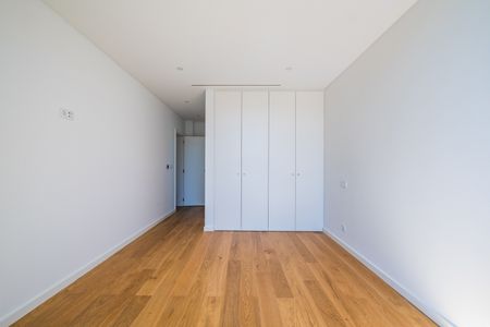 Moradia T6 de arquitetura moderna inserida no Golfe de Oeiras - Photo 3