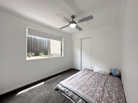 2/11 Napper Road, Parkwood - Photo 4