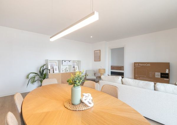 Carrer de Pi i Margall, Badalona, Catalonia 08912