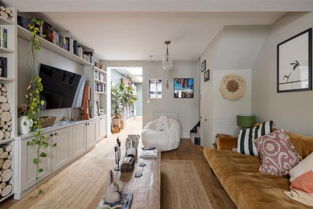 Barclay Road , E17 9JL - Photo 3