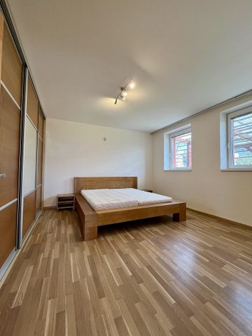 Pronájem bytu 2+kk 72 m² - Fotografie 3