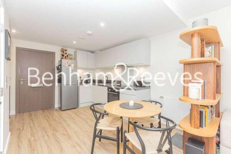 Staniforth Court, Tierney Lane, London, W6 - Photo 5