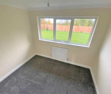 3 bedroom bungalow to rent - Photo 4