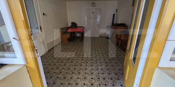 Casa 4 camere de inchiriat in Hunedoara – ideala pentru muncitori - Photo 3