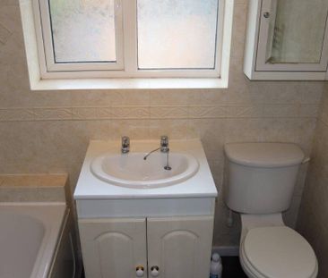 2 bedroom House to rent - Photo 5