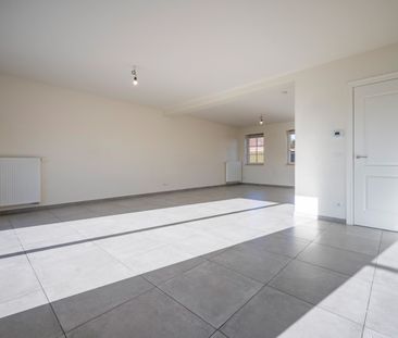 KRUISHOUTEM - Rustig gelegen ruime woning met groenzicht! - Photo 1