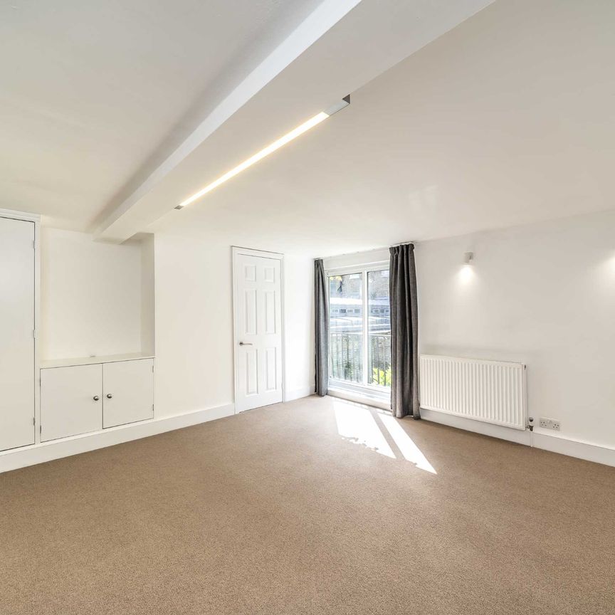 Portobello Road, Notting Hill, W11, London - Photo 1