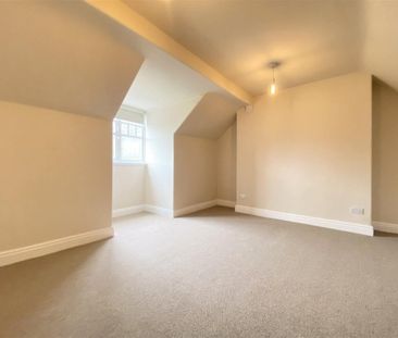 Old Lumford Cottages, Bakewell - Photo 2