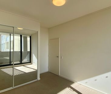 2-bedroom Northeast Facing Modern Apartment for lease! - Photo 5