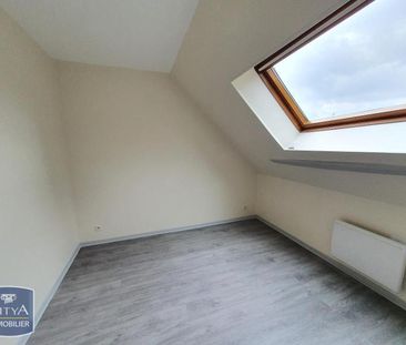 Location Appartement 4 pièces 84m² BUZANCAIS 36500 - Photo 2