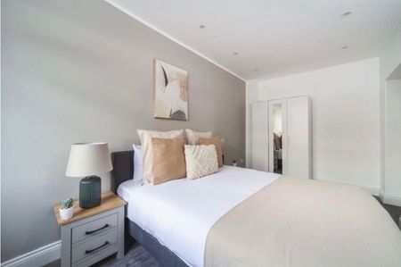 2 Bed Flat, Llanvanor Road, NW2 - Photo 4