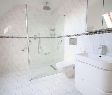 Lavender Court, Hale Lane, Edgware, Middlesex, HA8 - Photo 5