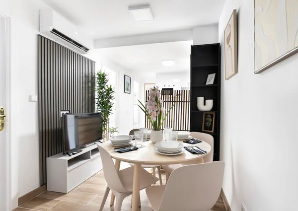 Calle Rosa, Getafe, Community of Madrid 28903