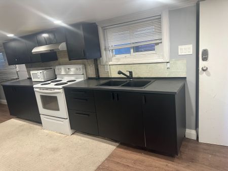 For Lease - 60 Phillip Avenue Unit# (Main), Toronto, Ontario - Photo 5