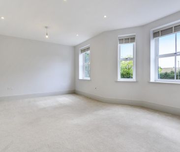 5 bedroom terraced house to rent - Photo 1