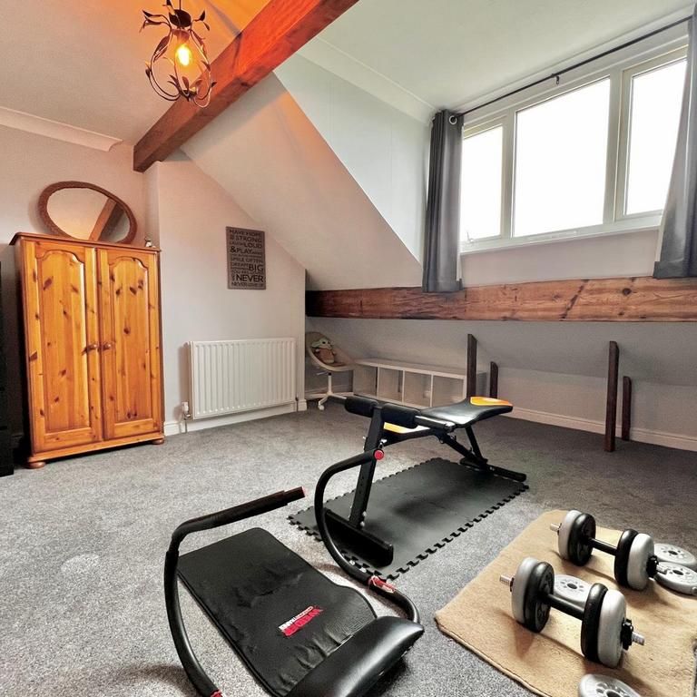 2 bedroom terraced house to rent - Photo 1