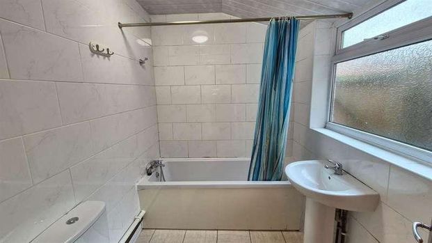 Yew Tree Road, Aston, B6 - Photo 1