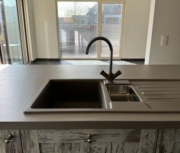 Nieuwbouw appartement van 120 m² op het gelijkvloers met 2 slaapkam... - Photo 2