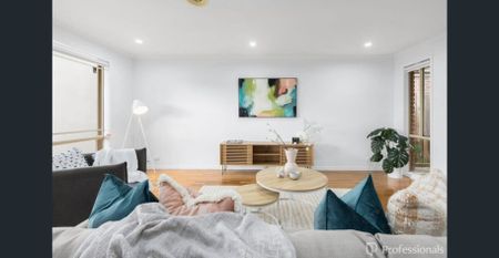 Comfortable Family Living in a Prime Location - Photo 2