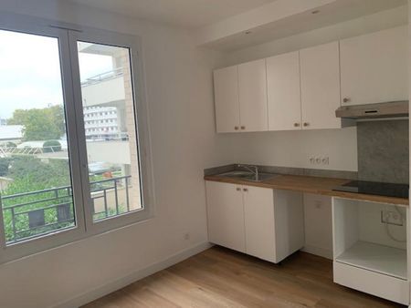 F2 COURBEVOIE - Courbevoie - Photo 3
