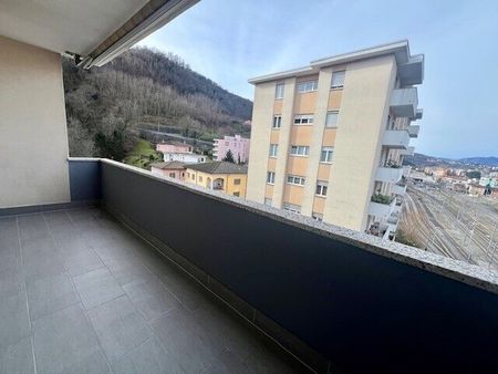 FINO A 3 MESI GRATUITI - 3.5 locali ristrutturato a Chiasso - Foto 4