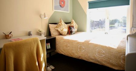 1 bedroom in a house share to rent - Photo 5