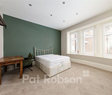 Lindisfarne, Jesmond - Photo 4