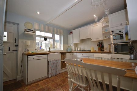2 bedroom terraced house to rent - Photo 5
