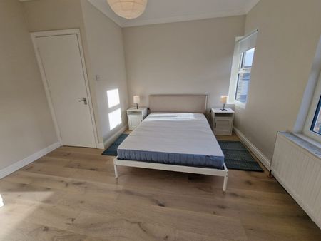 1 Bed Flat, High Street, E17 - Photo 5