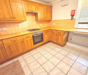 2 bedroom apartment to rent - Photo 4