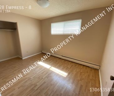 1 bed 1 bath APARTMENT located in Rosemont, Regina, SK. - Photo 3