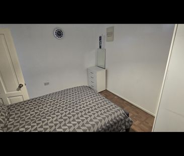 Room in a Shared House, Elgar Gardens, NG3 - Photo 5