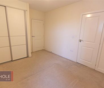 Long Down Avenue, - Photo 2