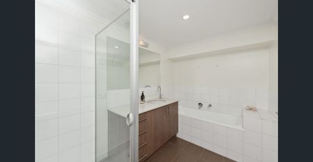 5 Hoskins Street, Quarry Hill, Vic 3550 - Photo 3