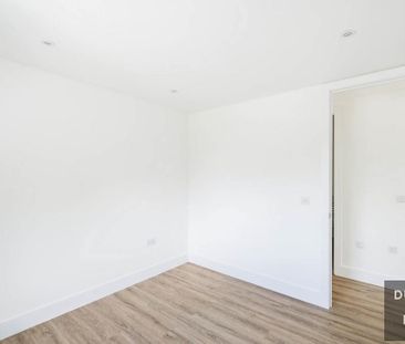 High Street, Ongar - Photo 4