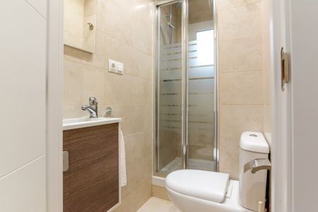 Ideal room in Carranza Street - Photo 2