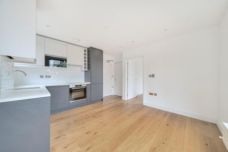 1 bedroom flat to rent - Photo 4