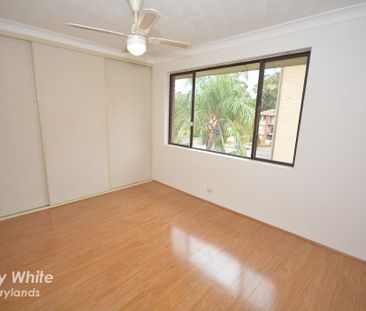 SPACIOUS 2 BEDROOM APARTMENT! - Photo 6
