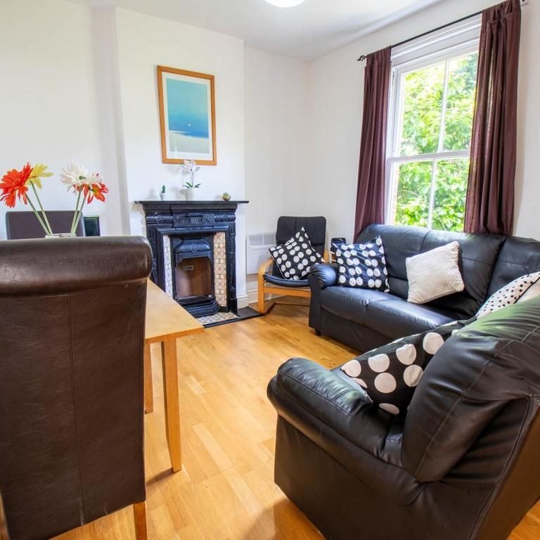 5 bedroom house to rent - Photo 1