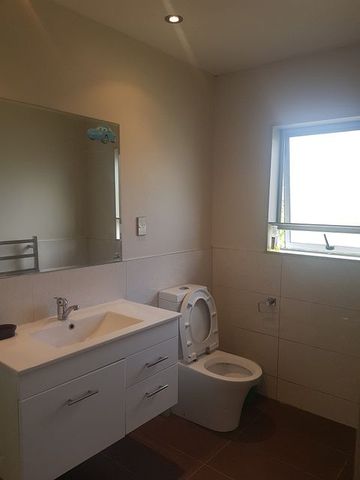 Near New Home, Near Macleans College - Photo 3