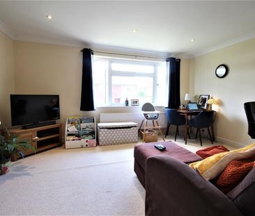 Sandfields, Send - 2 bedrooms Property for lettings - Seymours - Photo 1