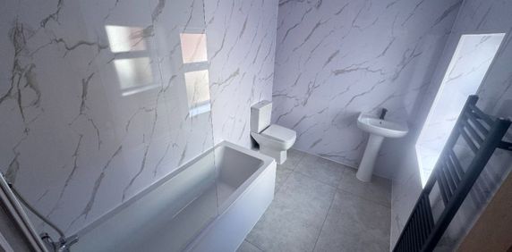 St Georges Road, Preston - Photo 2