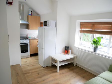 1 bedroom flat to rent - Photo 3