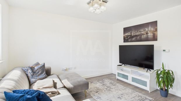 Foxtrot Avenue, Great Sankey, Warrington, Cheshire - Photo 1