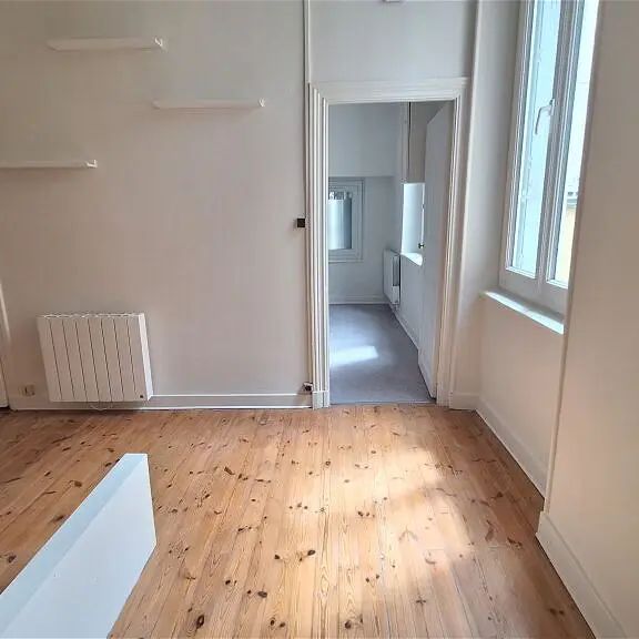 Location appartement 2 pièces - 28m² à Clermont ferrand (63000) - Photo 1