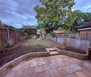 Milward Gardens, Binfield, RG12 - Photo 3