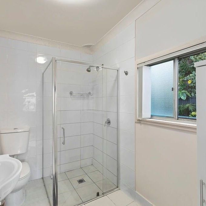 Neat Two-Bedroom Home in Peaceful Lakeside Pocket - Photo 1